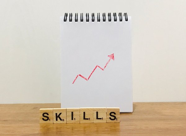 Stratégies essentielles pour développer vos soft skills efficacement